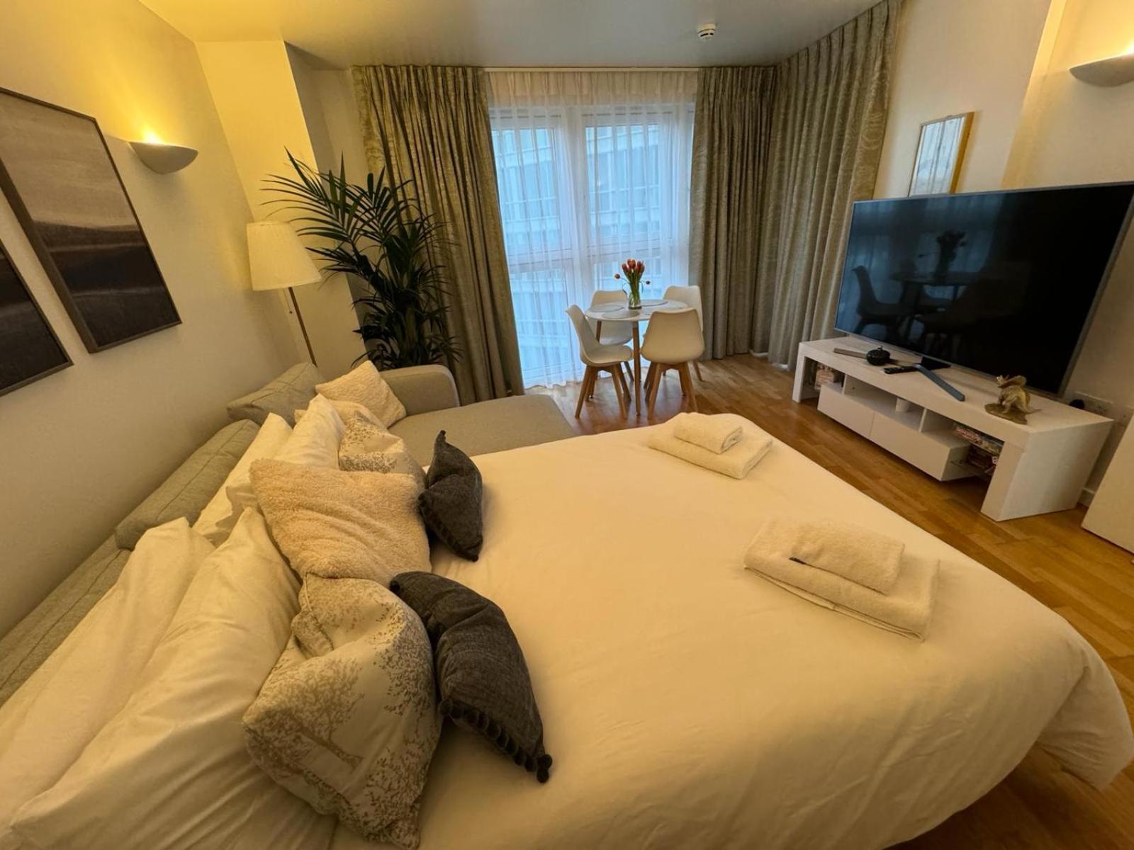 Luxury Apartment In Canary Wharf Londyn Zewnętrze zdjęcie